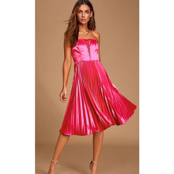 Lulus Dresses & Skirts - Lulu's Just Like A Movie Magenta Dress Size Small